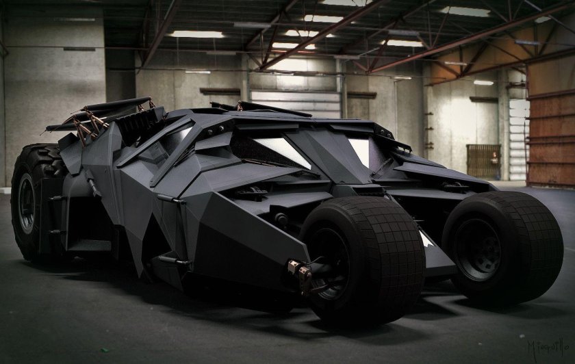 Бэтмобиль Arkham Knight