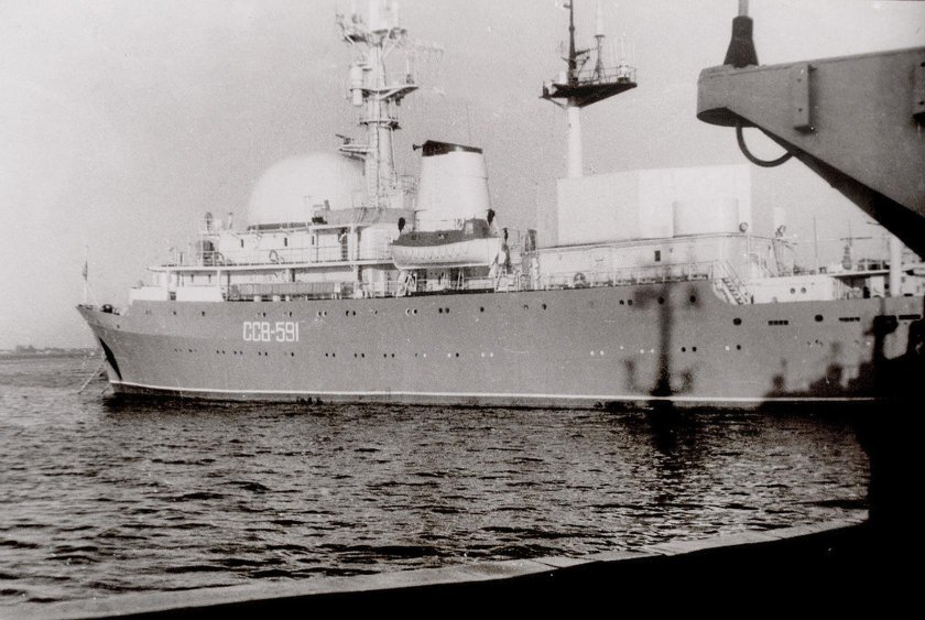 Разведывательный корабль Приазовье