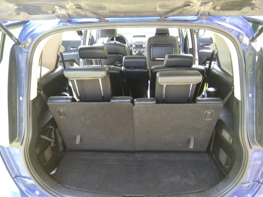 Трансформация салона Мазда 5