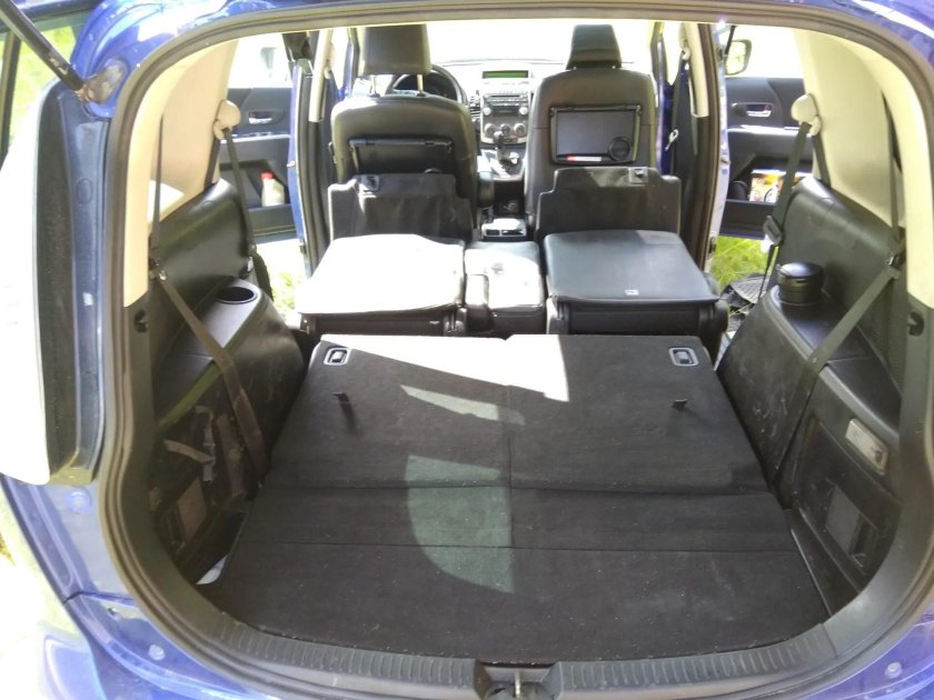 Трансформация салона Мазда 5