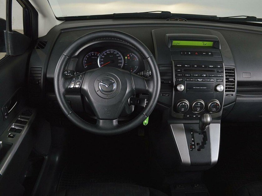 Мазда 5 2007 салон