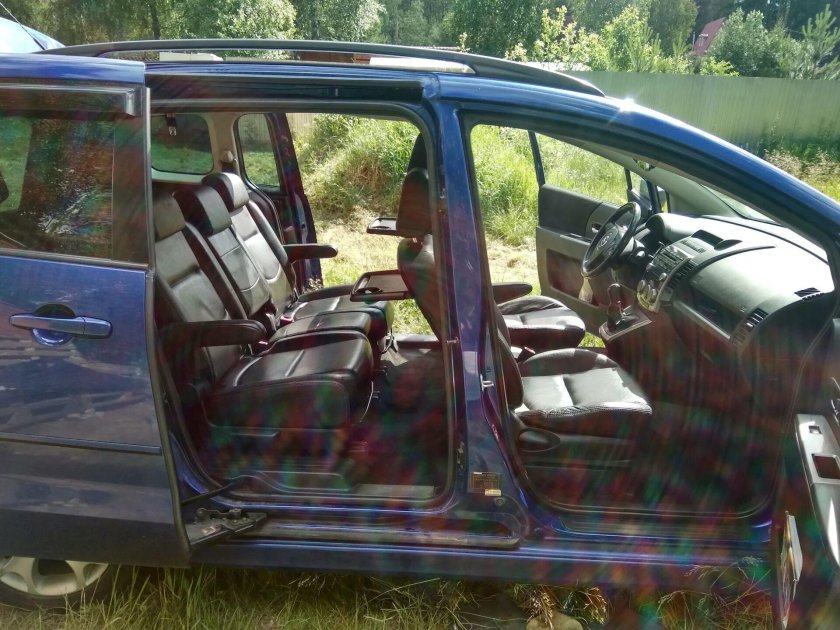 Мазда трибьют трансформация салона