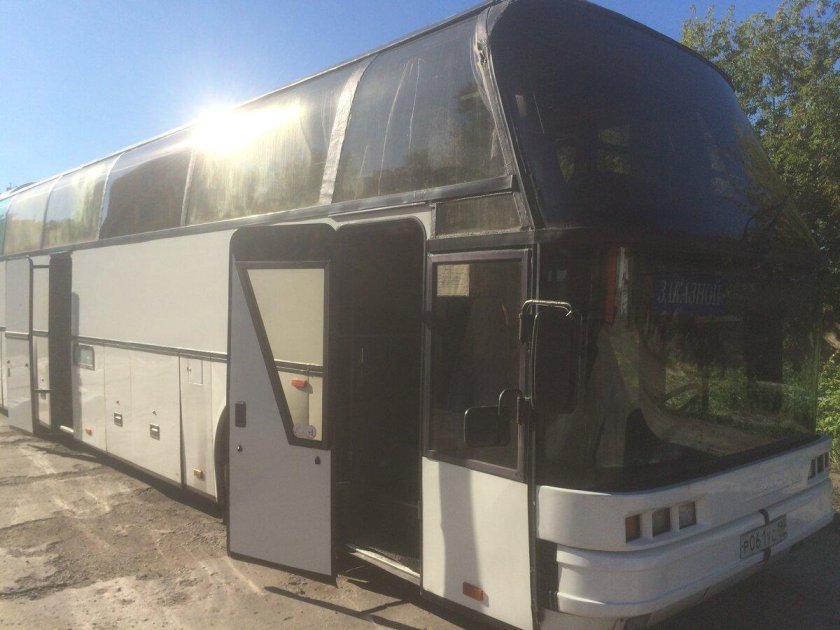 Автобус Неоплан 117/3