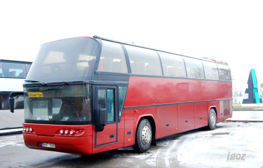Neoplan Spaceliner высота потолков