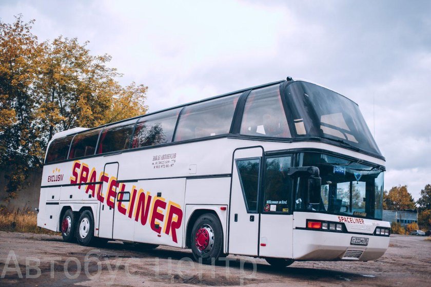 Автобус Неоплан 53