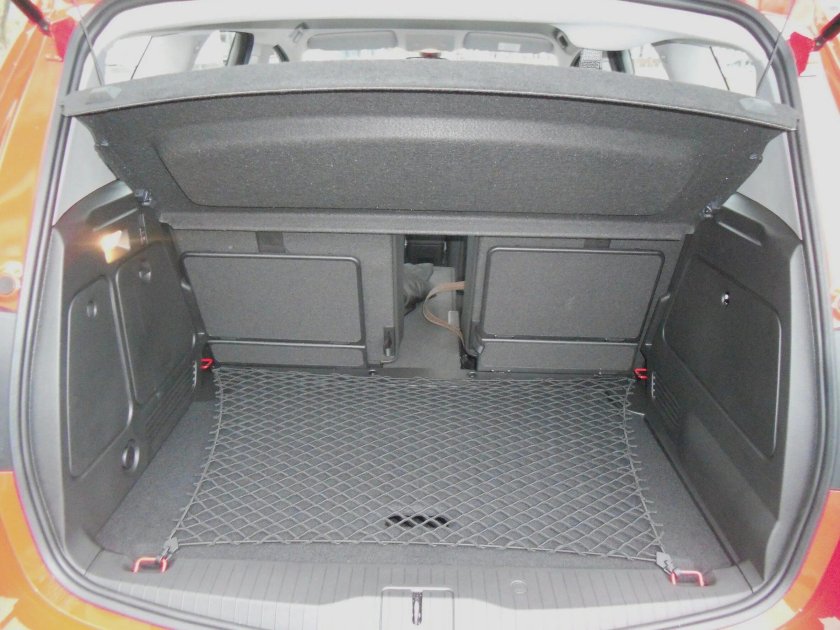 Opel Meriva 2011 багажник