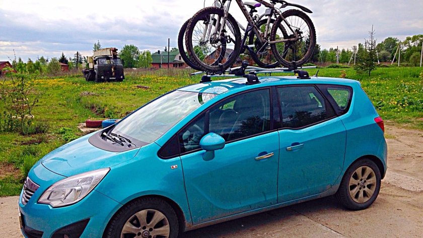 Опель Мерива багажник