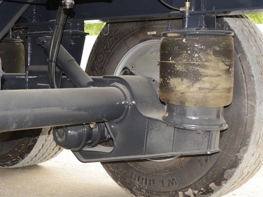 Ось полуприцепа Тонар