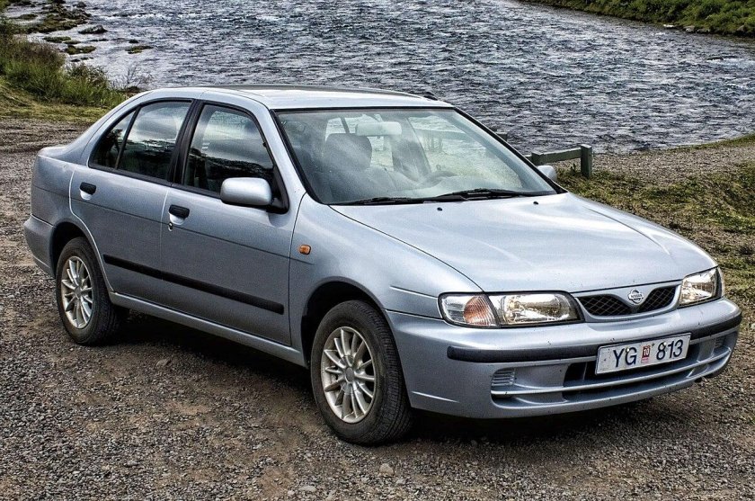 Nissan Almera n15