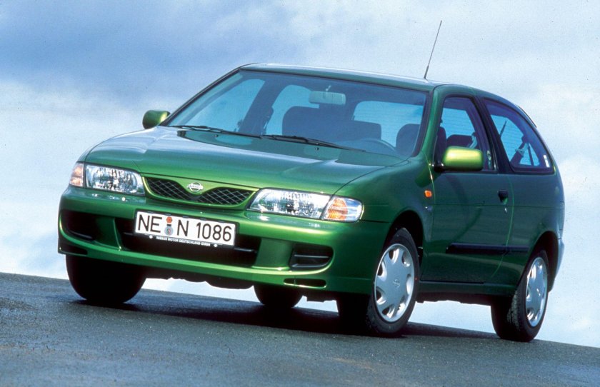 Nissan Almera n15