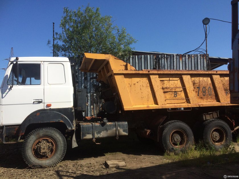 Самосвал МАЗ 651705