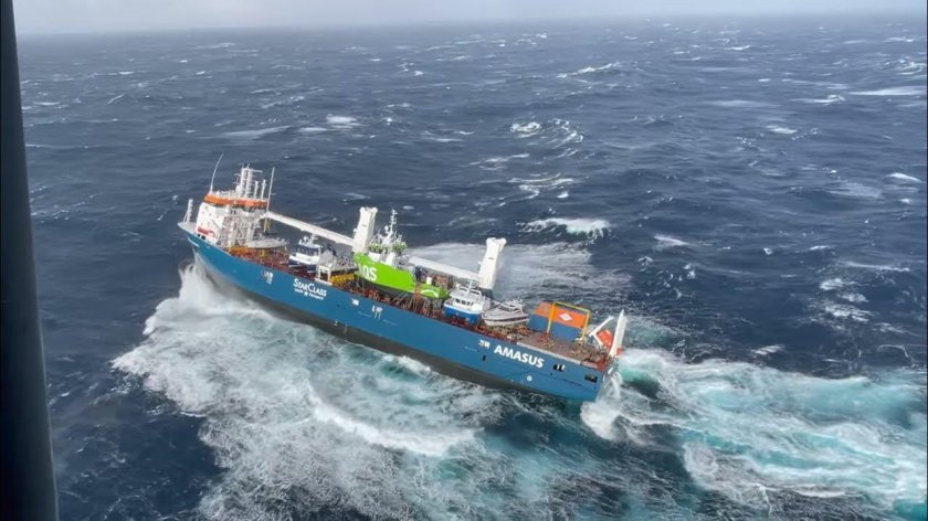 Судно EEMSLIFT Hendrika