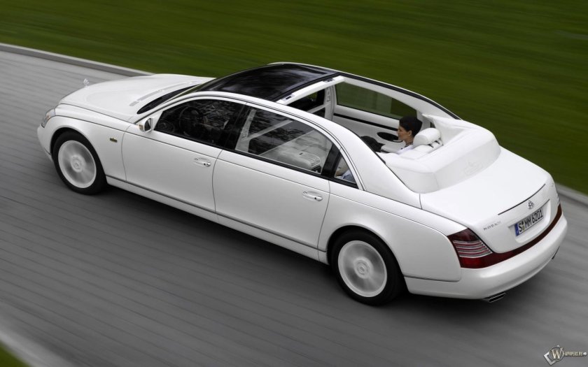 Машина Maybach 62s Landaulet