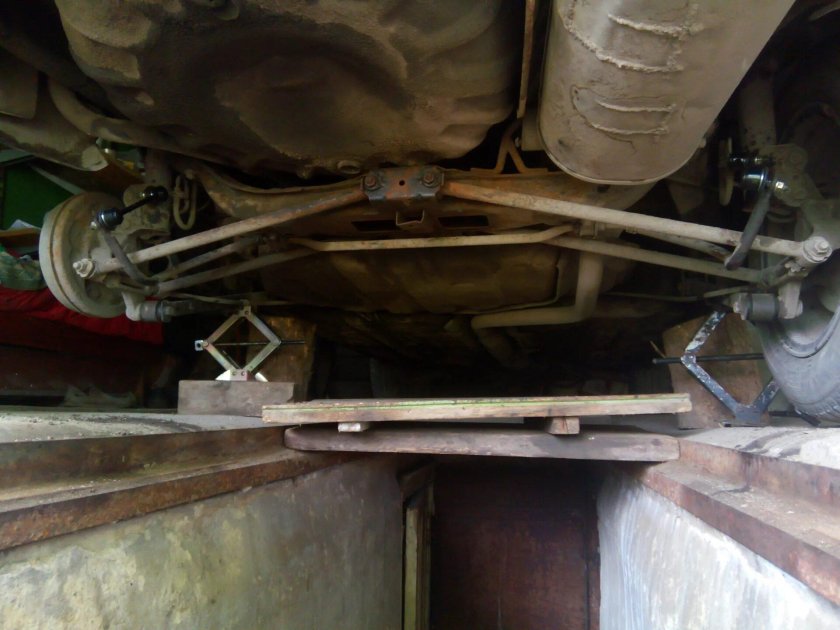 Мазда Премаси стойки стабилизатора задние