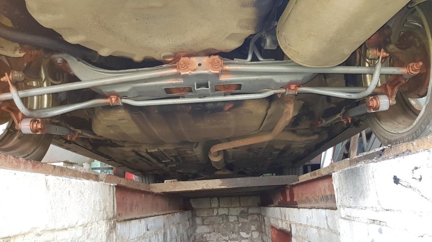 Mazda 323 bj задняя подвеска