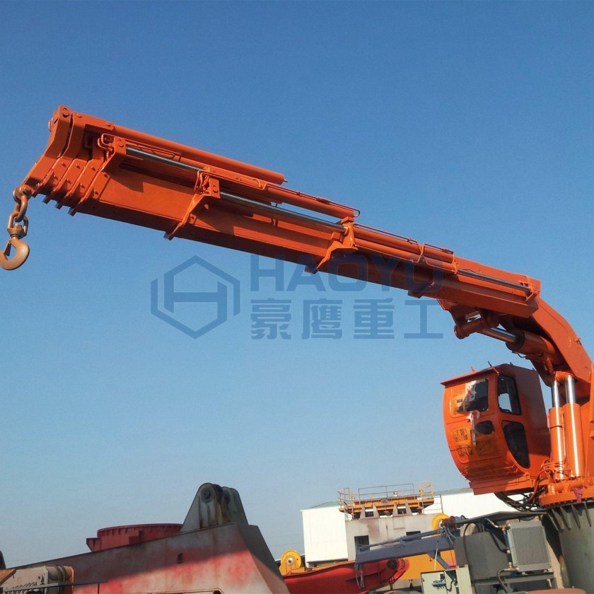 Морские краны со складной стрелой