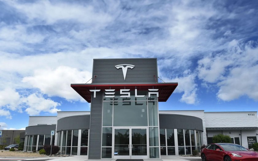 Американская компания Tesla Motors