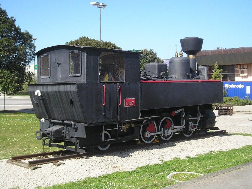 Узкоколейный паровоз п24