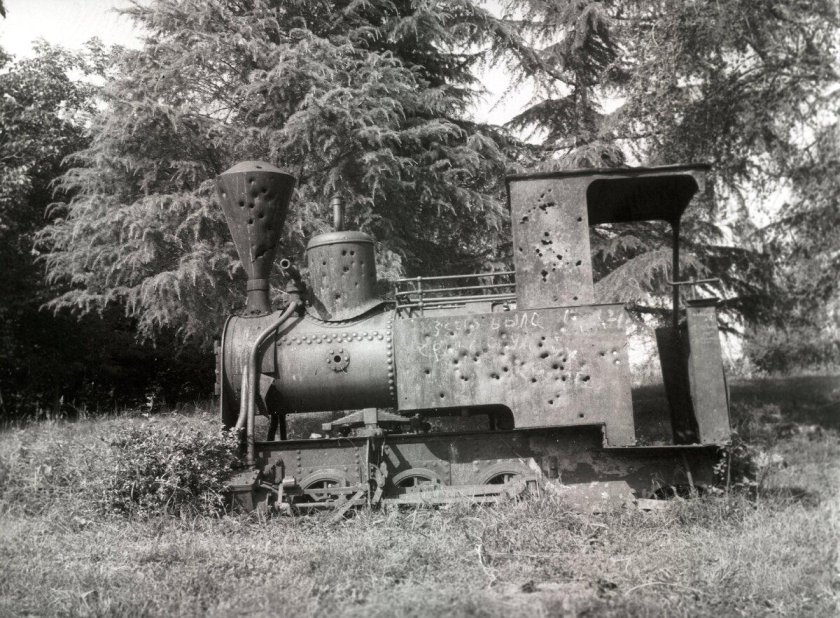 Узкоколейный танк паровоз