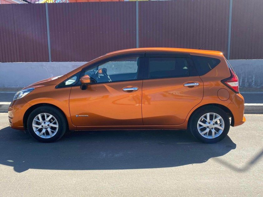 Ниссан ноте 2016