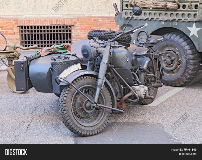 Мотоцикл BMW r75 второй мировой