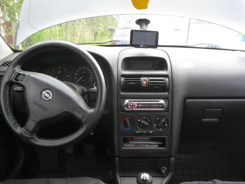 Opel Astra g 2000 салон