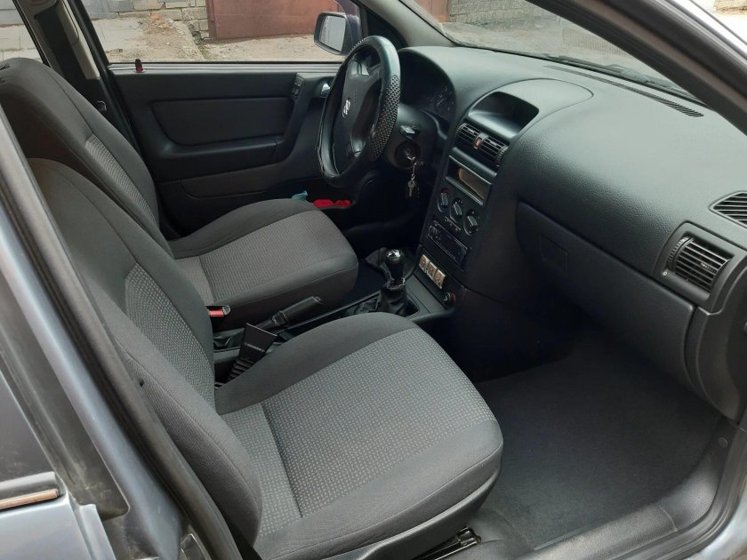 Astra g 2004 салон