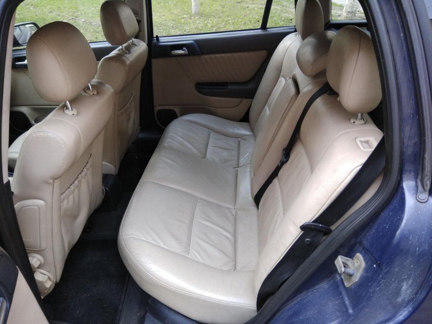 Opel Vectra b бежевый салон