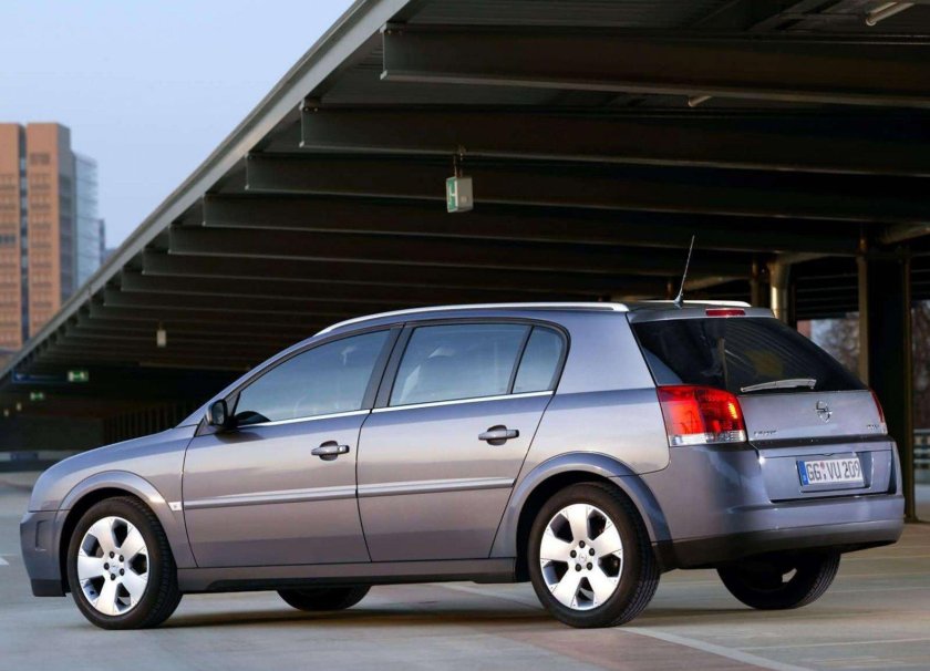 Опель Сигнум