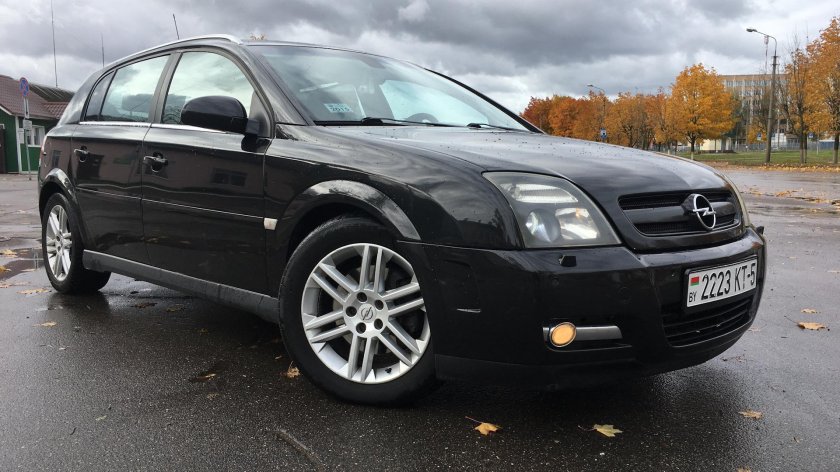 Opel Signum черный