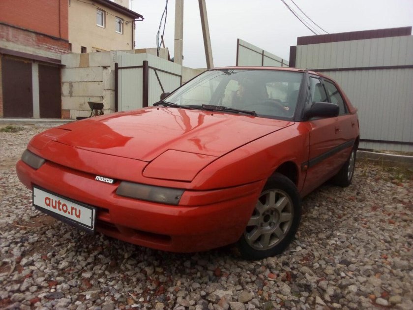 Mazda 323 IV (bg)