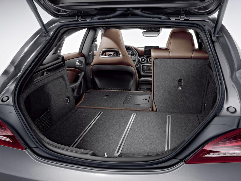 Мерседес CLA 200 универсал