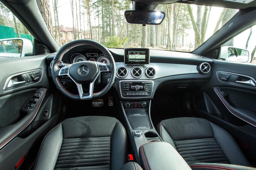 Мерседес CLA 250 салон