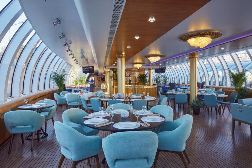 Erwin.река флотилии «Рэдиссон Ройал»