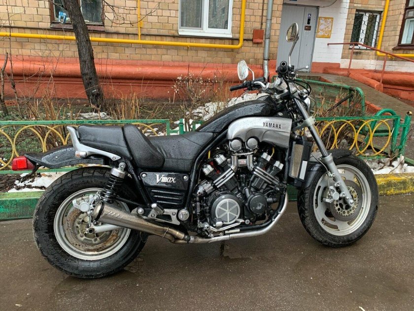 Ямаха Vmax 1200
