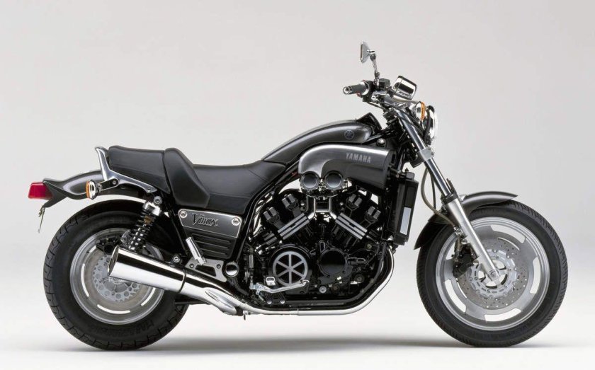 Мотоцикл Ямаха v Max 1200