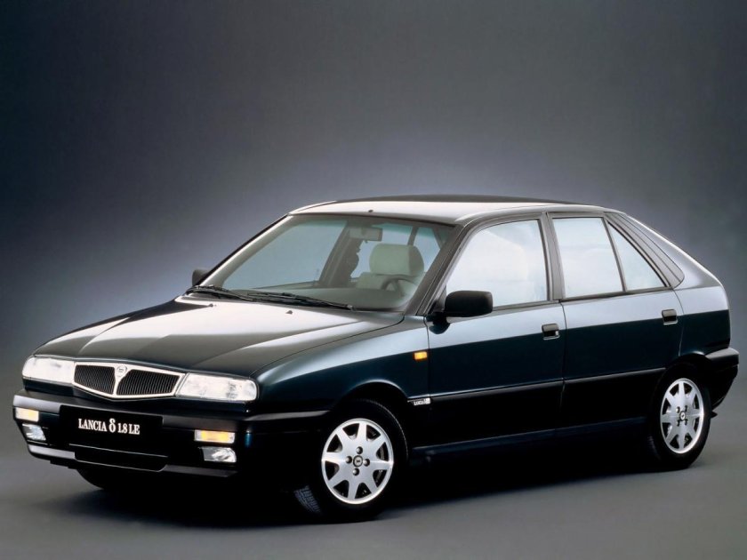 Lancia Delta 1 поколение