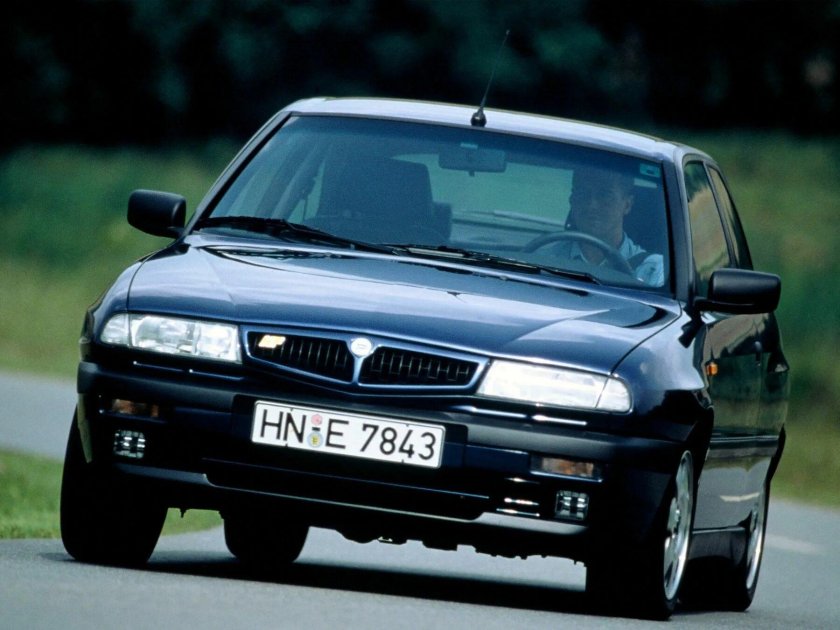 Лянча Дельта 2