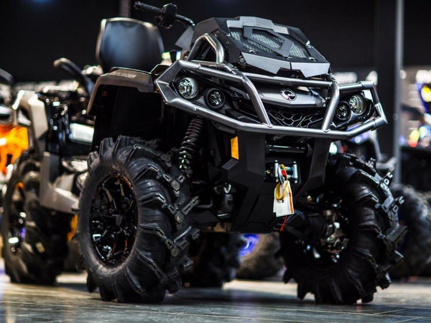 Квадроцикл BRP 1000 XMR