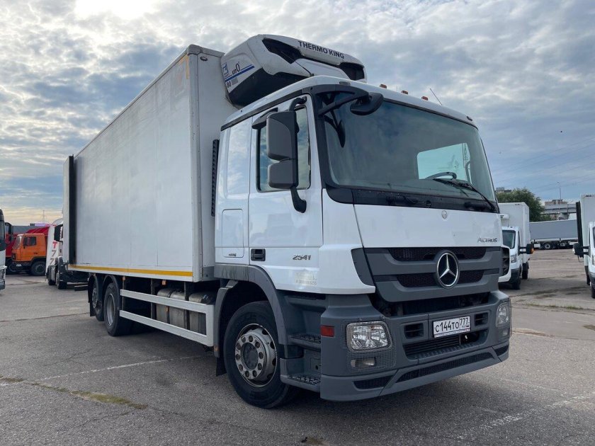 Мерседес Актрос 2541