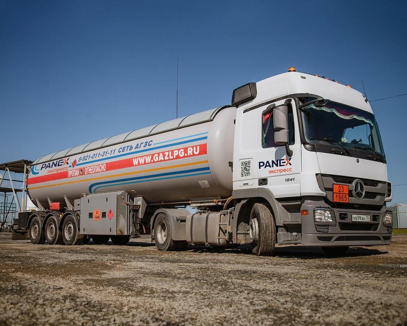 МАЗ-6430 газовоз