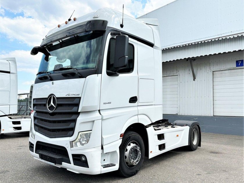 Мерседес Актрос 1845