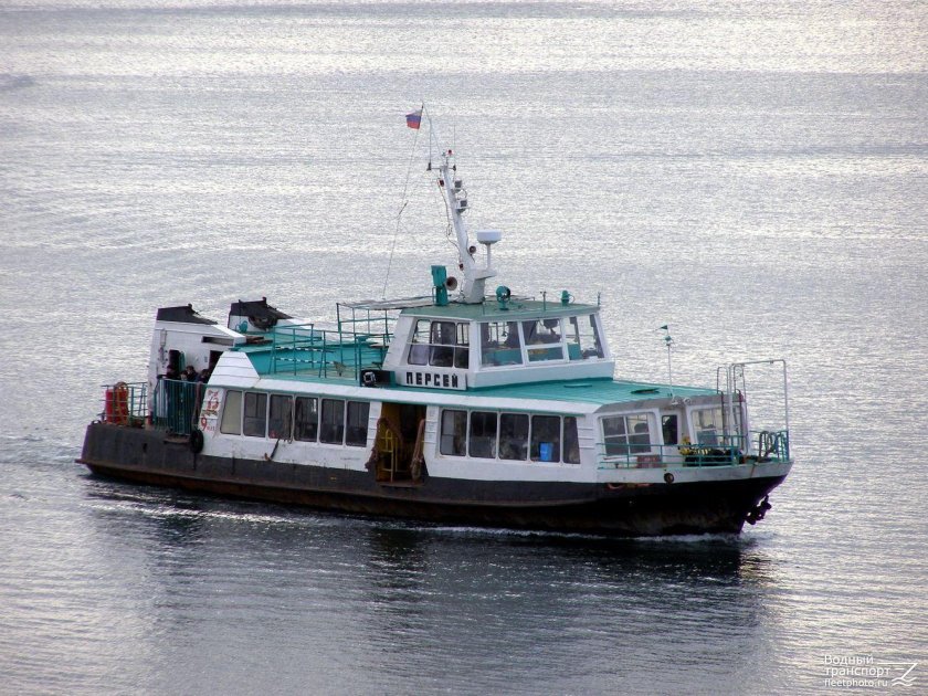 Теплоход Персей