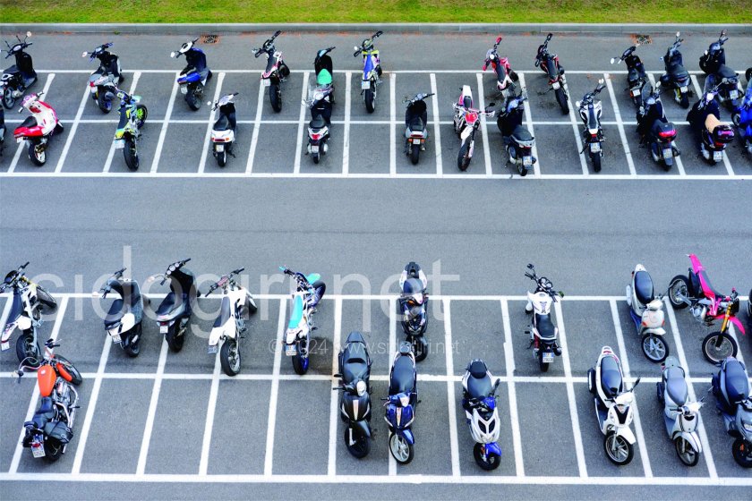 Стоянка мотоциклов