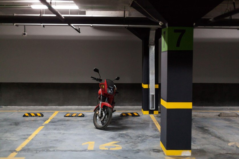 Брусника парковки