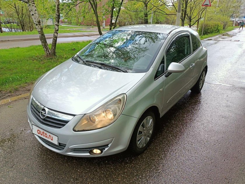 Опель Корса д 2007