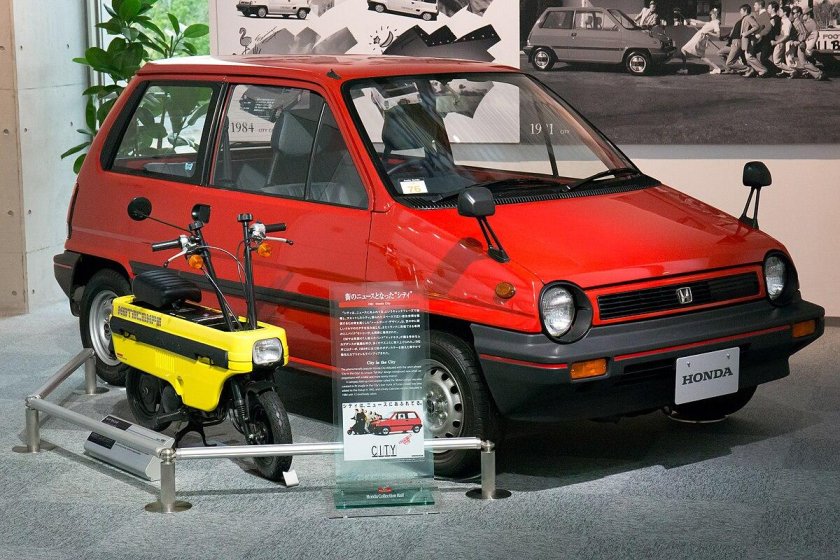 Honda City Turbo Motocompo