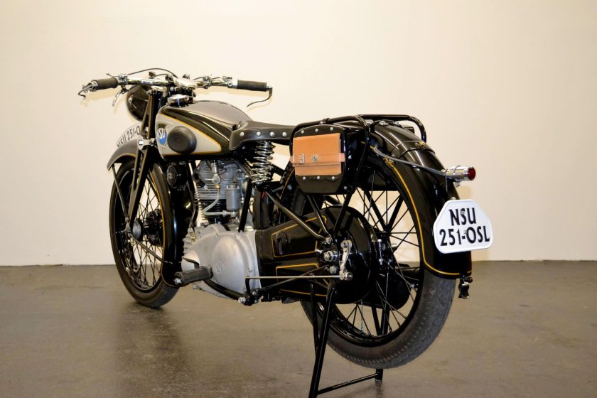 Мотоцикл НСУ 251 осл