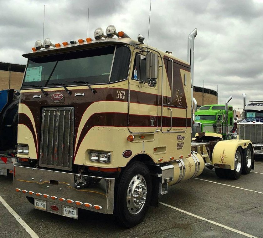 Классика Петербилт 379