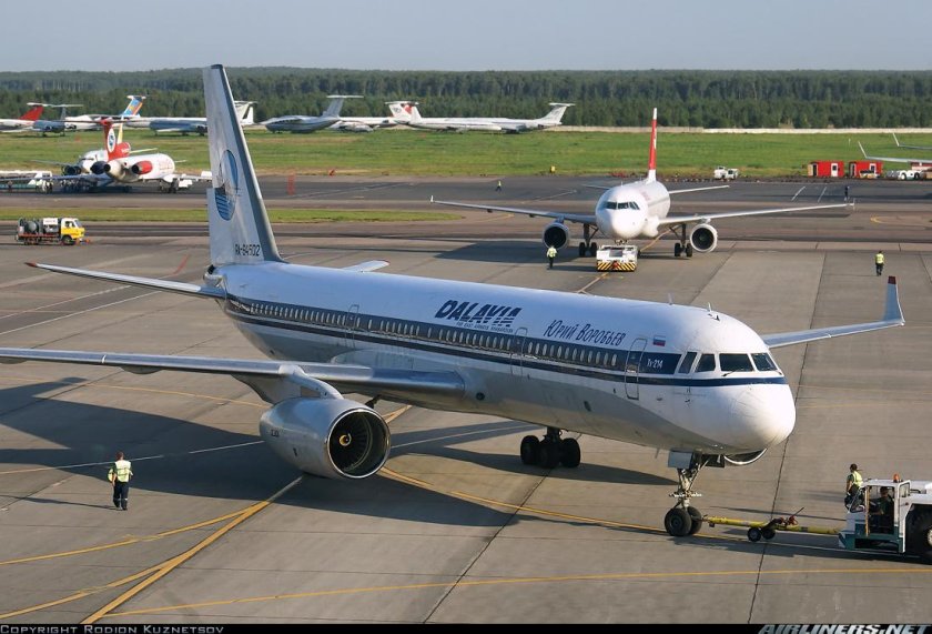 Ту-214 пассажирский